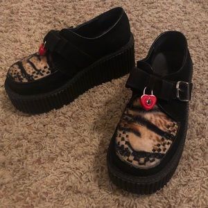 Demonia platform leopard shoe